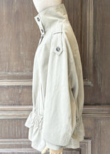 將圖片載入圖庫檢視器 MCDIVA闊型造型風衣（草綠）
