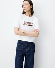 將圖片載入圖庫檢視器 G&amp;MANISAMOM絲絨燙字Tee（奶油白）
