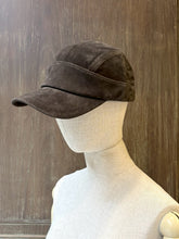 將圖片載入圖庫檢視器 MCDIVA雞皮休閒軍帽（咖啡色）
