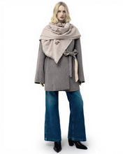 將圖片載入圖庫檢視器 CIC24473小狗金珠珠刺繡羊毛圍巾
