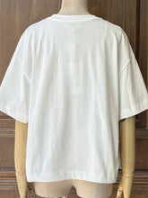 將圖片載入圖庫檢視器 G&amp;MANISAMOM絲絨燙字Tee（奶油白）
