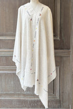 將圖片載入圖庫檢視器 CIC25266SMILE笑臉刺繡羊毛圍巾（燕麥白）
