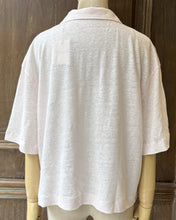 將圖片載入圖庫檢視器 BZ:MAM011FP0052麻料polo領tee（淺粉）
