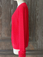 將圖片載入圖庫檢視器 MCEMILY 簍空織花小V開襟毛衣 | 紅
