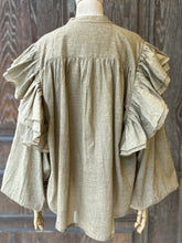 將圖片載入圖庫檢視器 MDODESSA 荷葉棉紗襯衫 | 淺褐
